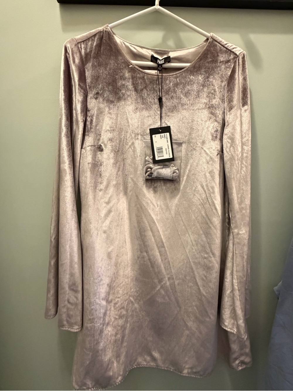 PAIGE Long-Sleeve Velvet Shift Dress in Pale Lavender